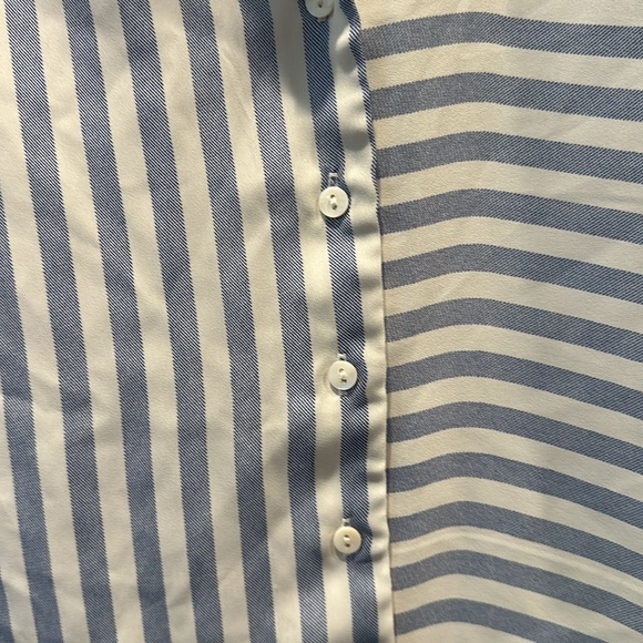 EVERLY, cap sleeve blouse, blue stripe, Sz M - Picture 3 of 5